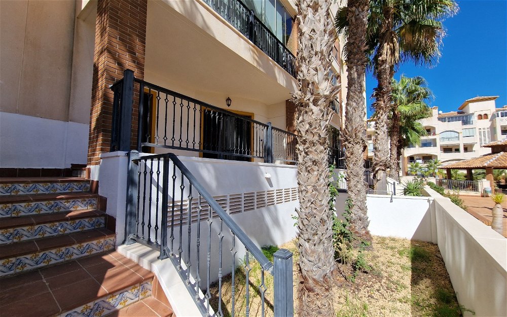 Guardamar Del Segura · Alicante REF #CSPG-60048 · Apartment 835789062