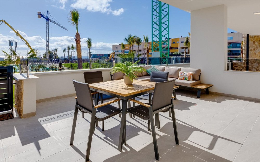 Playa Flamenca · Alicante REF #CSPN-90086 · Apartment 3907716326