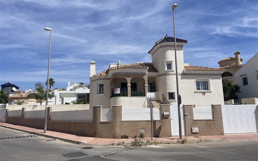 Villamartin · Alicante REF #CSPD-90337 · Villa 67813112
