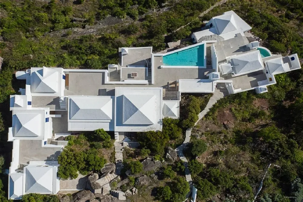 Villa Los Leones in Saint-Barth: Mediterranean luxury on the cliffs of Pointe Milou 1235567662