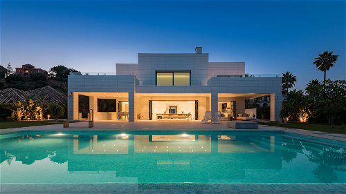 Luxury villa with sea view for sale on the Costa del Sol 1290157217