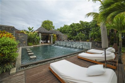 Beautiful villa in The Tamarina Golf Estate 1298337286