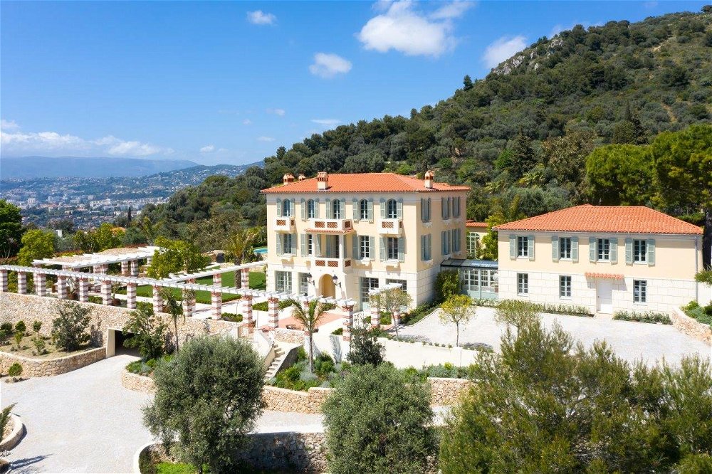 Newly renovated on the heights of Villefranche-sur-Mer 1333403172