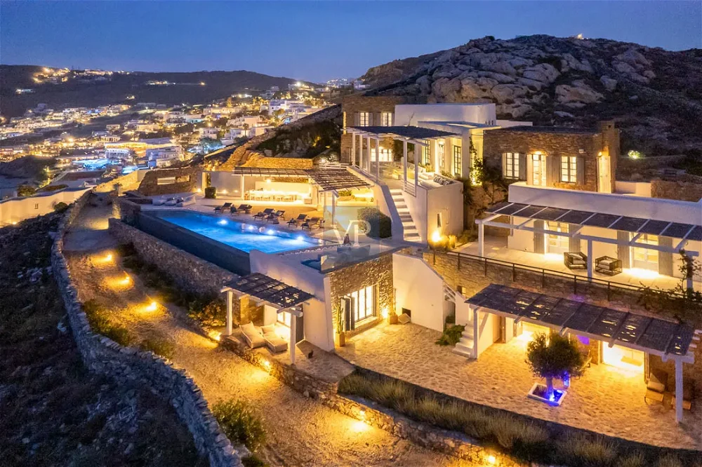 For sale, Luxury Mediterranean Villa by the sea in Agios Ioannis, Mykonos 1542366467