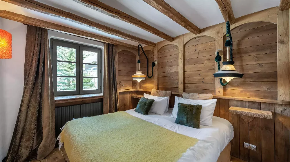 A luxury chalet with alpine charm ideally located in Val d’Isère 1881967459