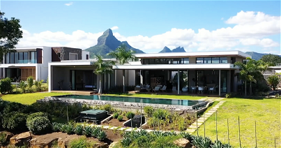 For sale Prestigious villa with sea view, mountain view, golf view in Tamarin Mauritius (duplicate) 2036111068