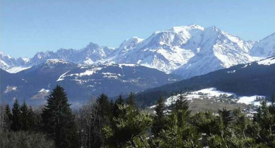 Individual chalet post and beam view mont-blanc 2546235317
