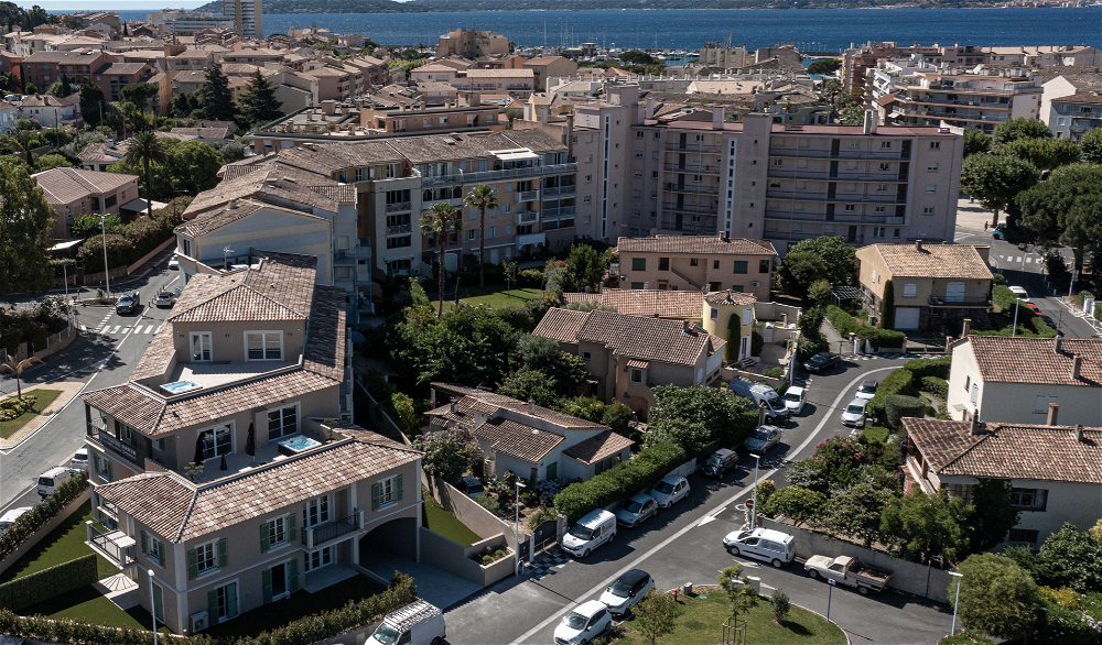 For sale a sublime luxury apartment in the heart of Saint Maxime in France 274130020