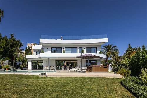 New built contemporary style villa 3104186956