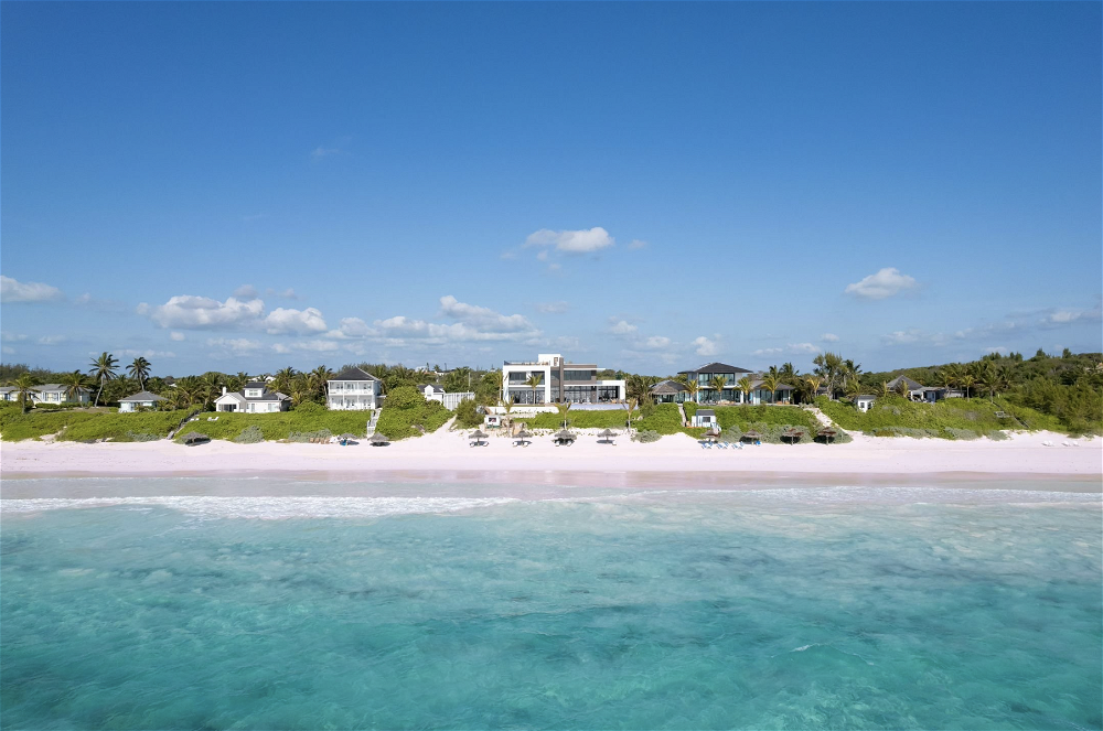 Discover this magnificent waterfront villa in the Bahamas 3256839612