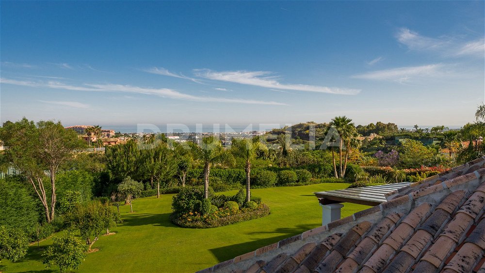Exclusive oasis with ‘wow’ factor and breathtaking panoramic views 3799528192