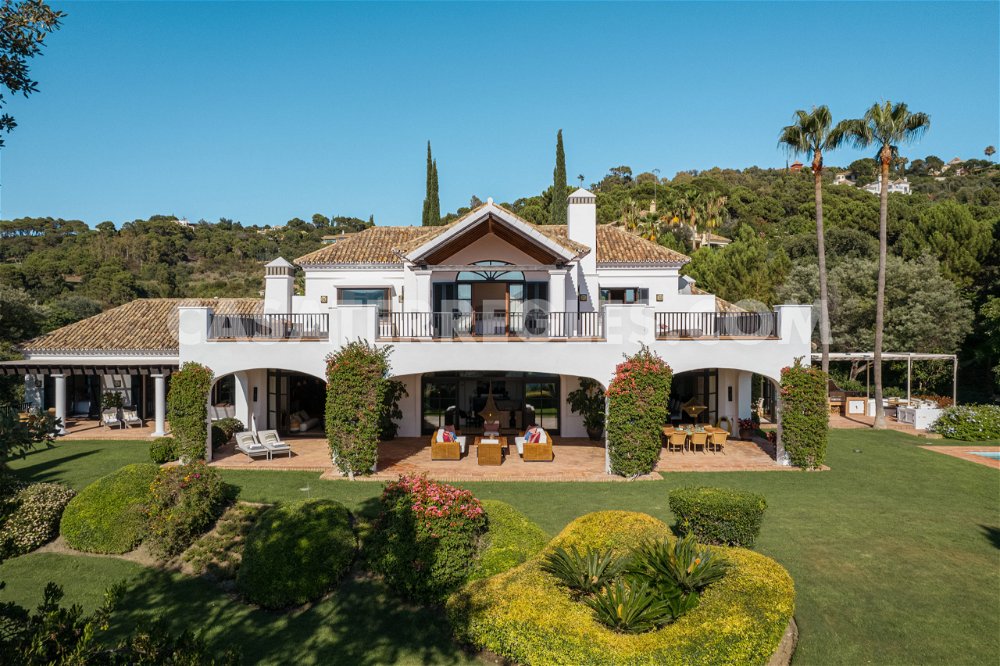 Luxury villa for sale in La Zagaleta, Benahavis: the ultimate in luxury and comfort 3823907361