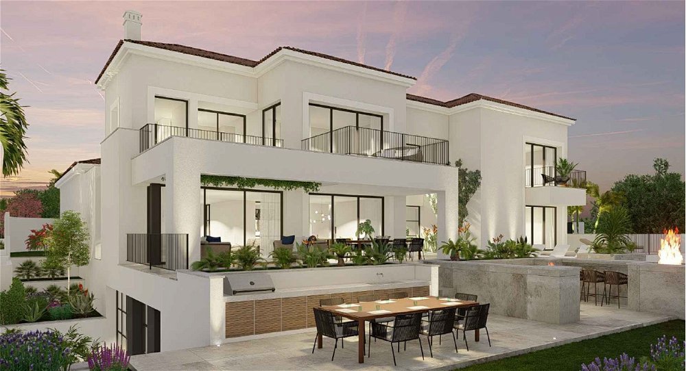 Experience Spanish Elegance and Contemporary Living in La Quinta, Marbella, with Breathtaking Sea Views 3925568959