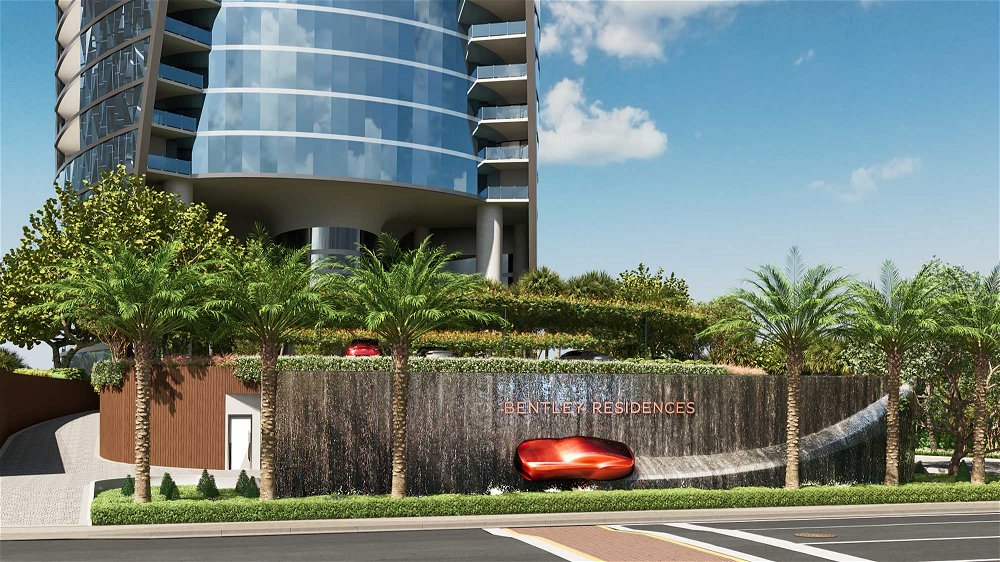 Miami dream residence with Intracoastal views, private pool and more for sale 421282926