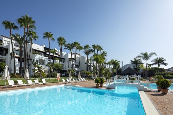 Modern luxury apartment for sale at Puente Romano Resort, Marbella 50646933
