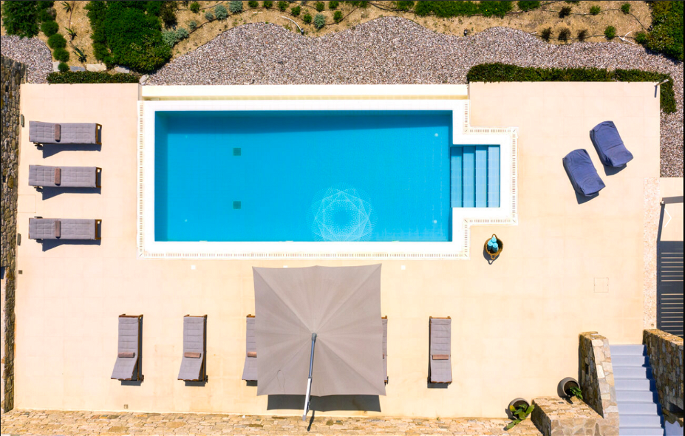 This magnificient villa offer the perfect retreat  for those who desire socializing and privacy in Mykonos 771391577