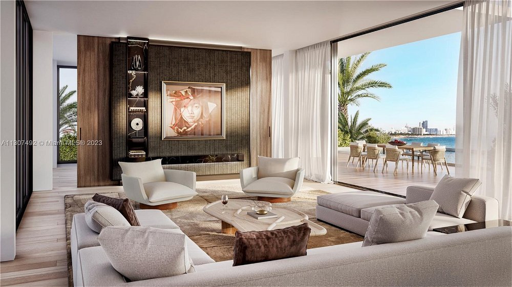 Luxury property on prestigious North Bay Road in Miami Beach 95916260