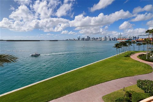 5132 Fisher Island Dr # 5132 993695158