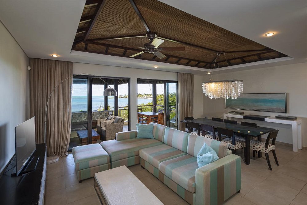 Sea view apartment for sale in a golf estate in Beau Champ, on the east coast of Mauritius 1876282208