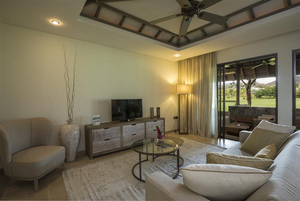 Superb apartment for sale in a golf estate in Beau Champ, on the east coast of Mauritius 291813341