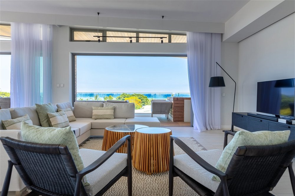 For sale, luxurious beachfront penthouse in Tamarin, Mauritius 1962546590