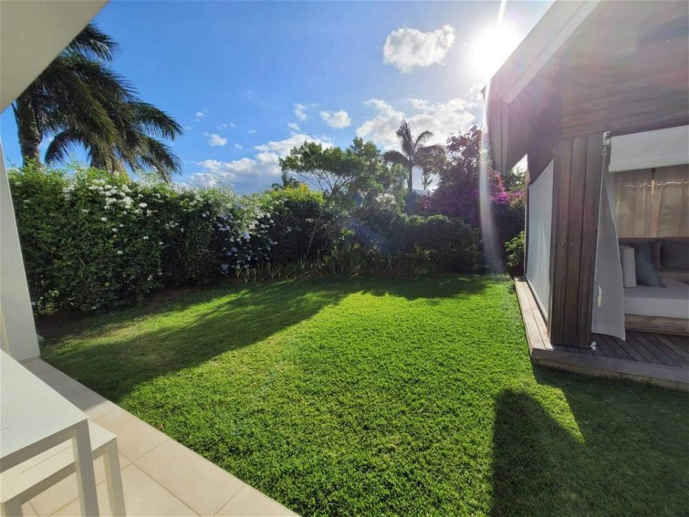 Superb 4-bedroom villa for sale close to a golf and the beach of Mont Choisy, Mauritius 363880315