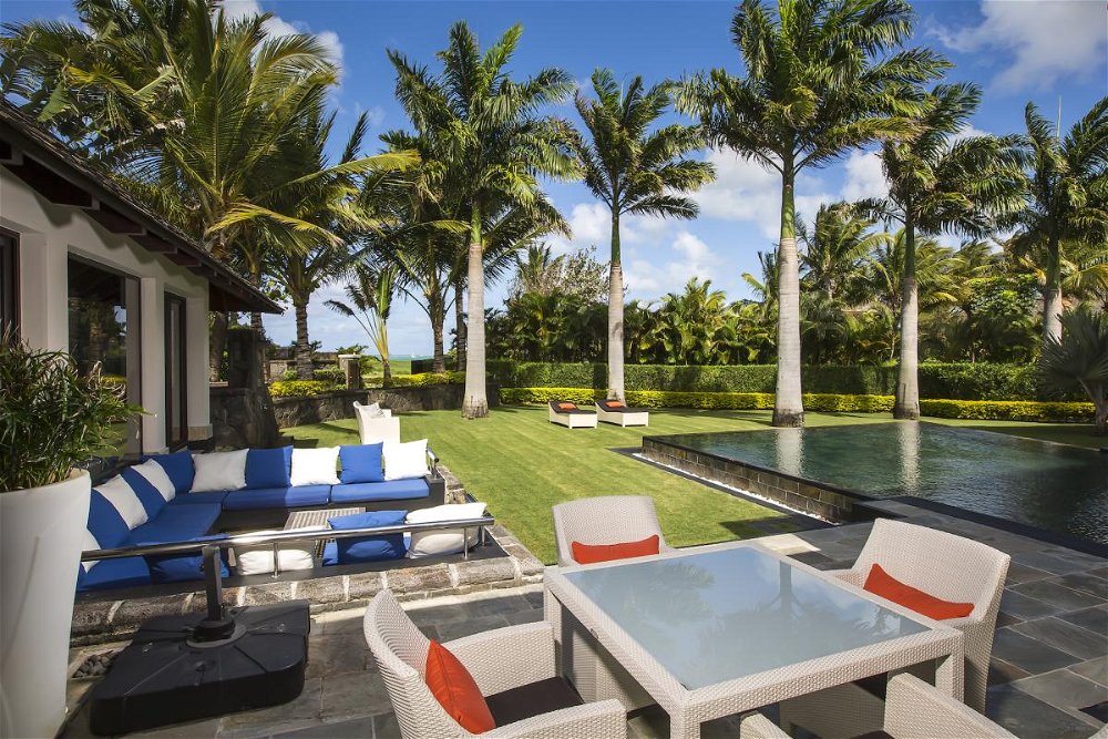 Prestigious tropical style villa for sale in Beau Champ on the east coast of Mauritius 30001847