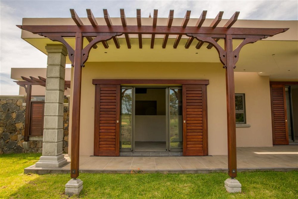 For sale, prestigious villa in a golf estate in Bel Ombre, Mauritius 3382689056