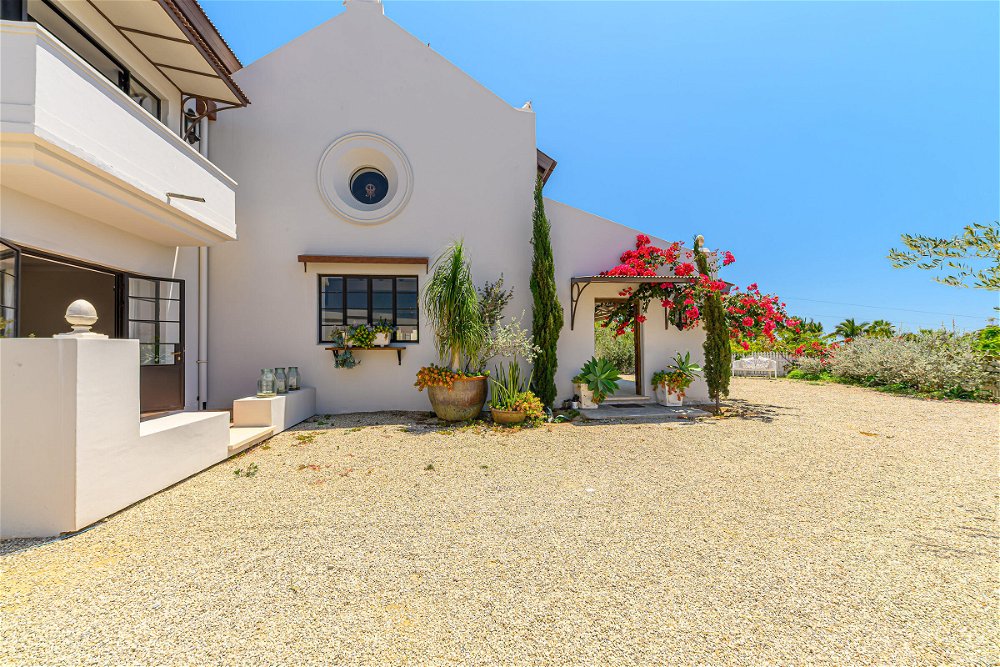 House For Sale in Cabo San Lucas 4220919463