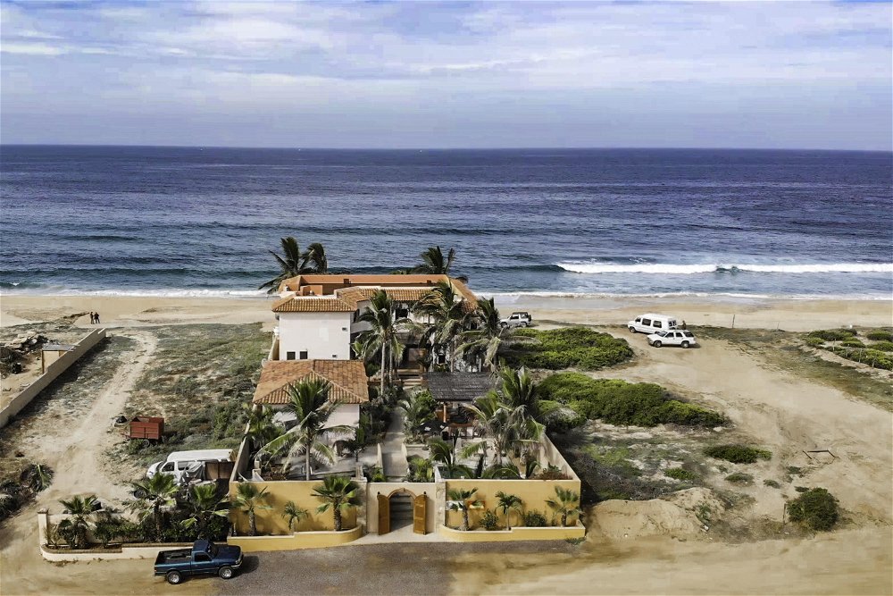 Cerritos Beach Inn 2532293007