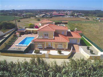 Detached villa with 5 bedroom and private pool 2313533903