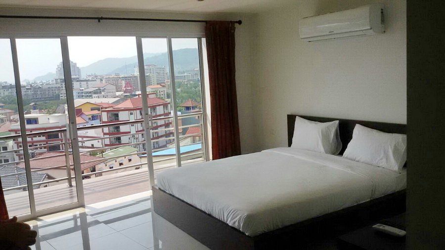 Sea view apartment in Patong for Sale 1678109346