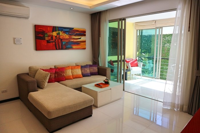 Modern Condominium in Kamala for Sale 2196005289