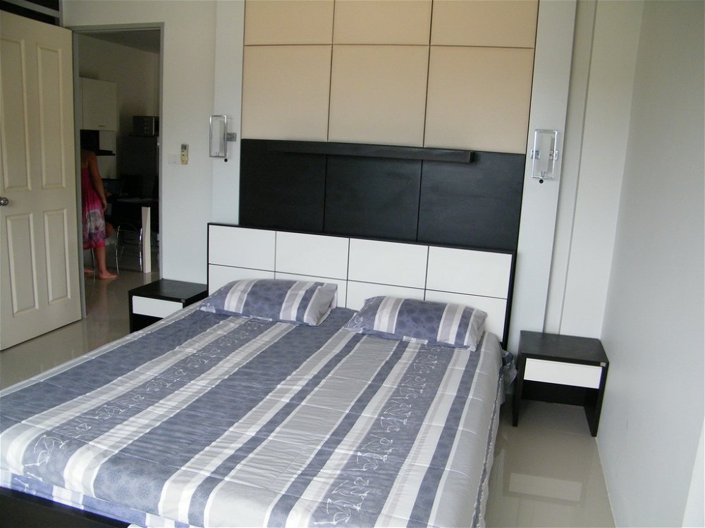 2 bedrooms condominium for sale 532274188