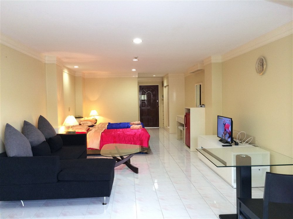 Seaview condominium in patong for Sale 892504381