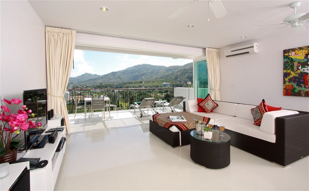 Beach View Penthouse in Surin for Sale 4043264523