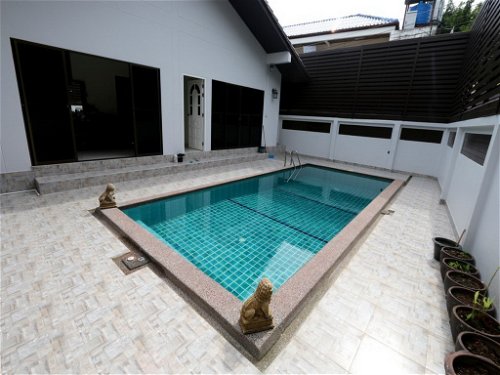 Private pool house in Patong for sale 573434101