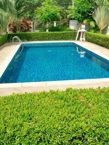 Private pool house for sale 2837961651