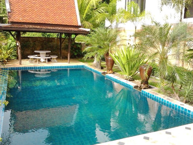 Trendy Thai style Pool Villa for Sale 549563381