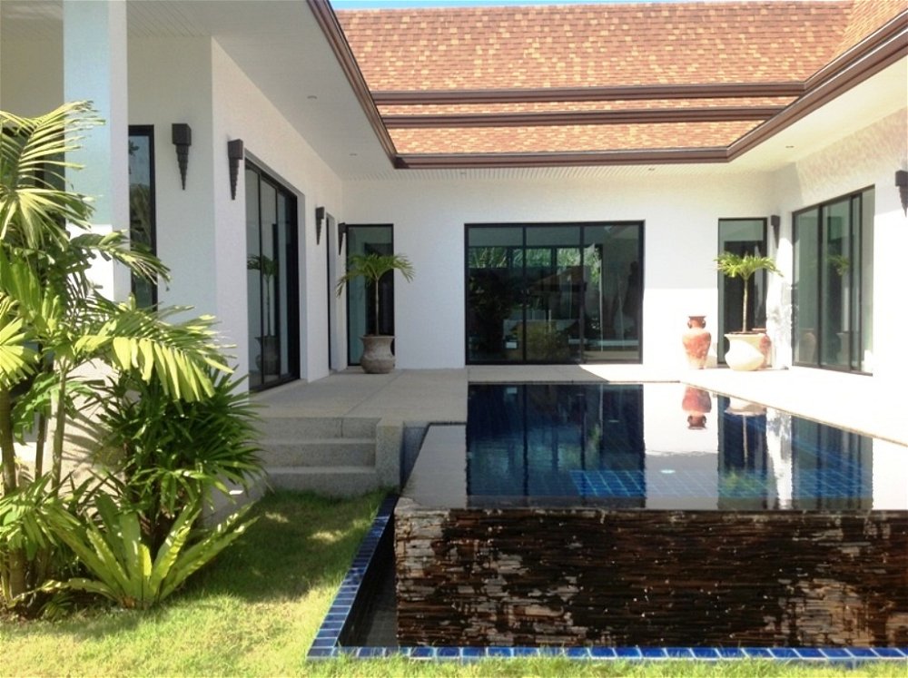Thai Traditional Villa for Sale 1037919002