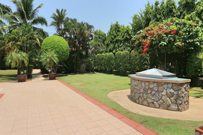 Superb Garden Villa in Bang Tao for Sale 3548798865