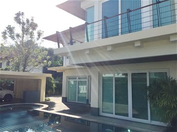 Beautiful pool villa in Kathu for Sale 2374105018