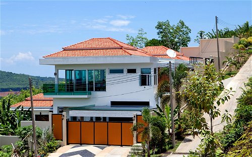 Luxury sea view villa for sale 1638745098